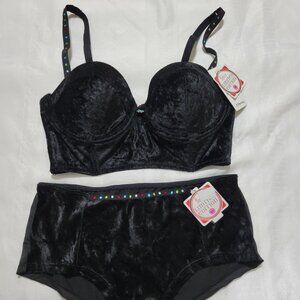 FLIRTITUDE 32B 34B 34C Le Velvet Bra 2347 Choice 5 6 Glam Panty NWT Black